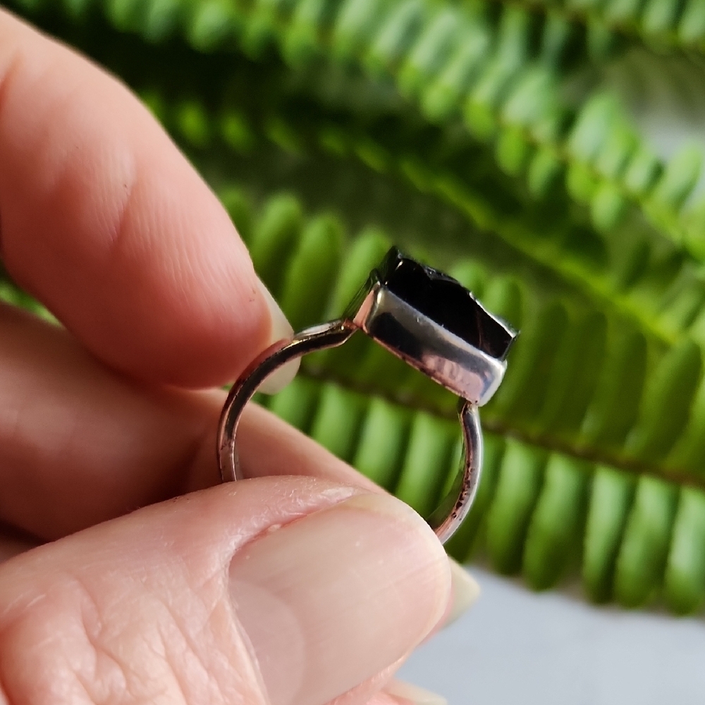 Elite Shungite Silver Ring - Picture 7 of 7